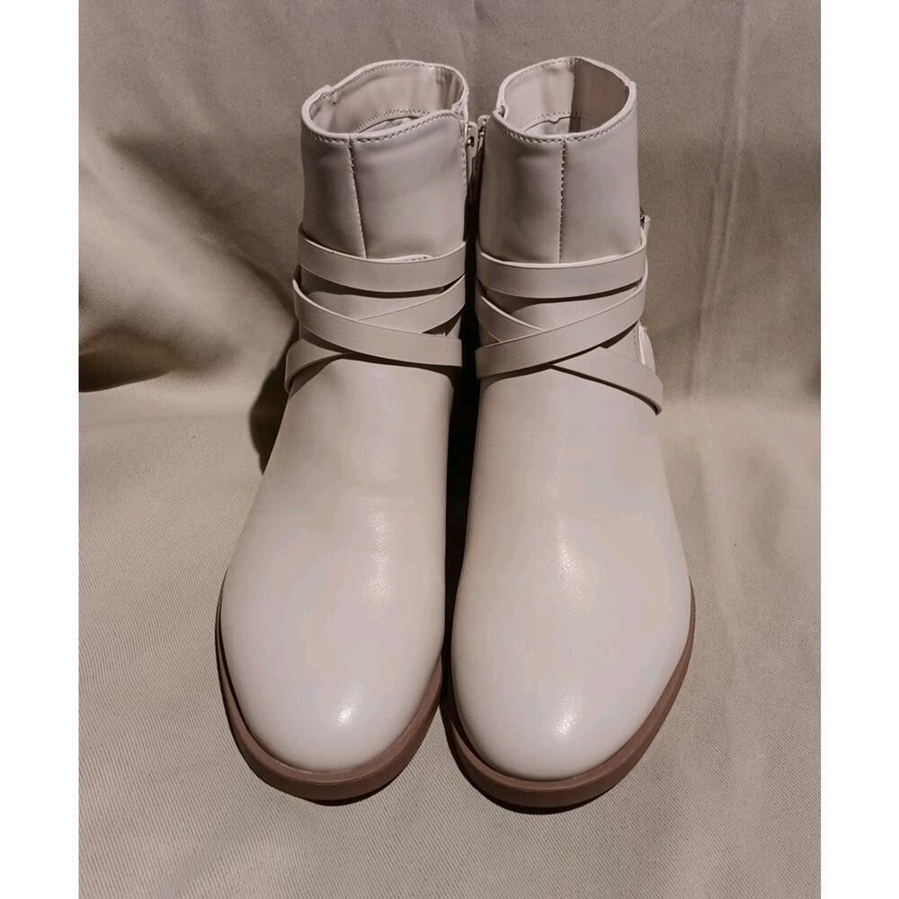 Soda Strappy Women Round Toe Low Block Heel Ankle Boot with Side Zipper 7.5 - Picture 2 of 5
